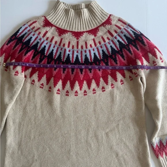 Caslon Beige Sweater with Red and Blue Pattern - Picture 4 of 8